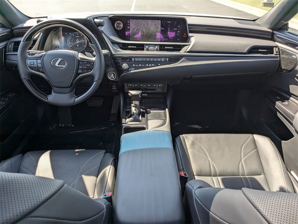 2021 Lexus ES 350 Ultra Luxury 26