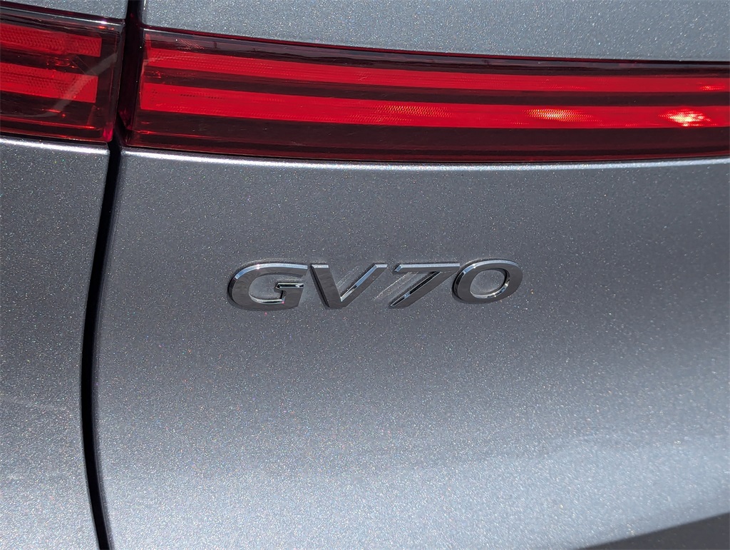 2022 Genesis GV70 3.5T Sport 28