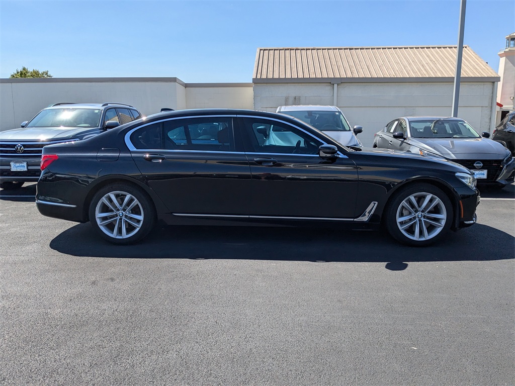 2017 BMW 7 Series 750i xDrive 4