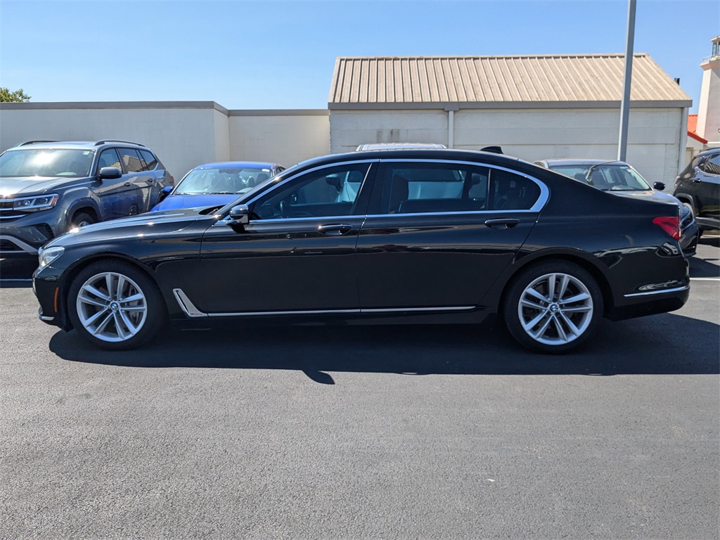 2017 BMW 7 Series 750i xDrive 8