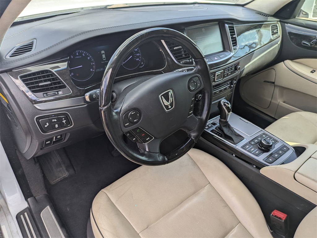 2014 Hyundai Equus Signature 10