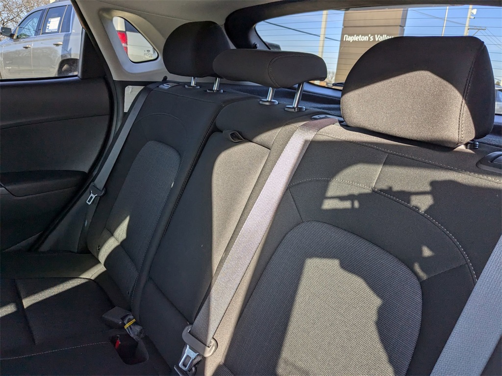 2022 Hyundai Kona SEL 26