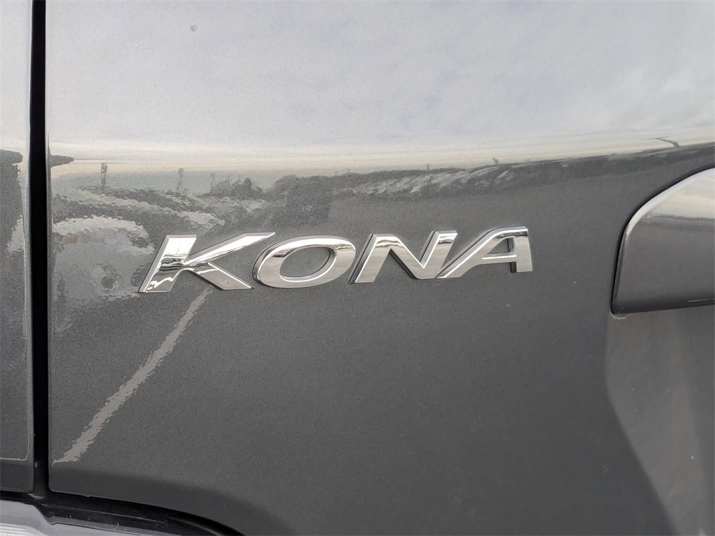 2022 Hyundai Kona SEL 7