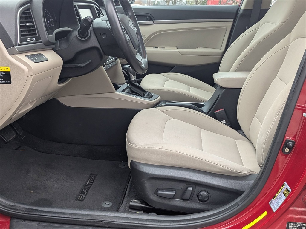 2017 Hyundai Elantra Value Edition 11