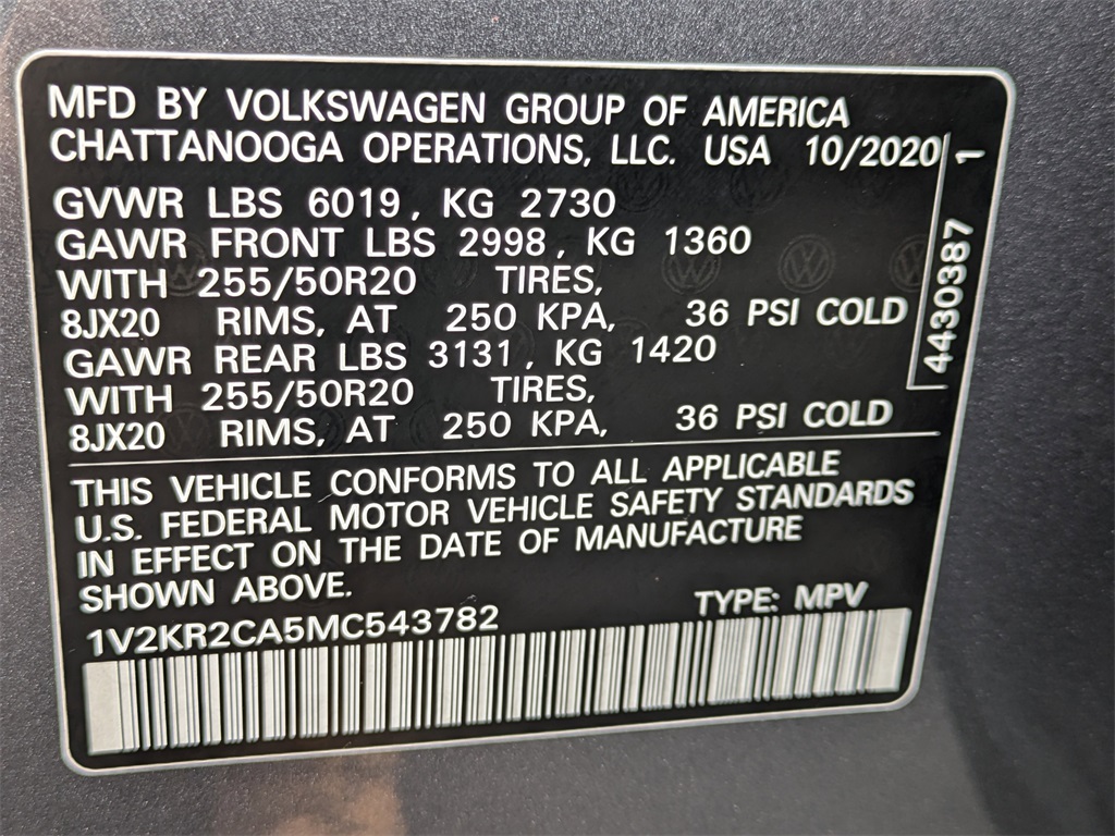 2021 Volkswagen Atlas 3.6L V6 SE w/Technology 32