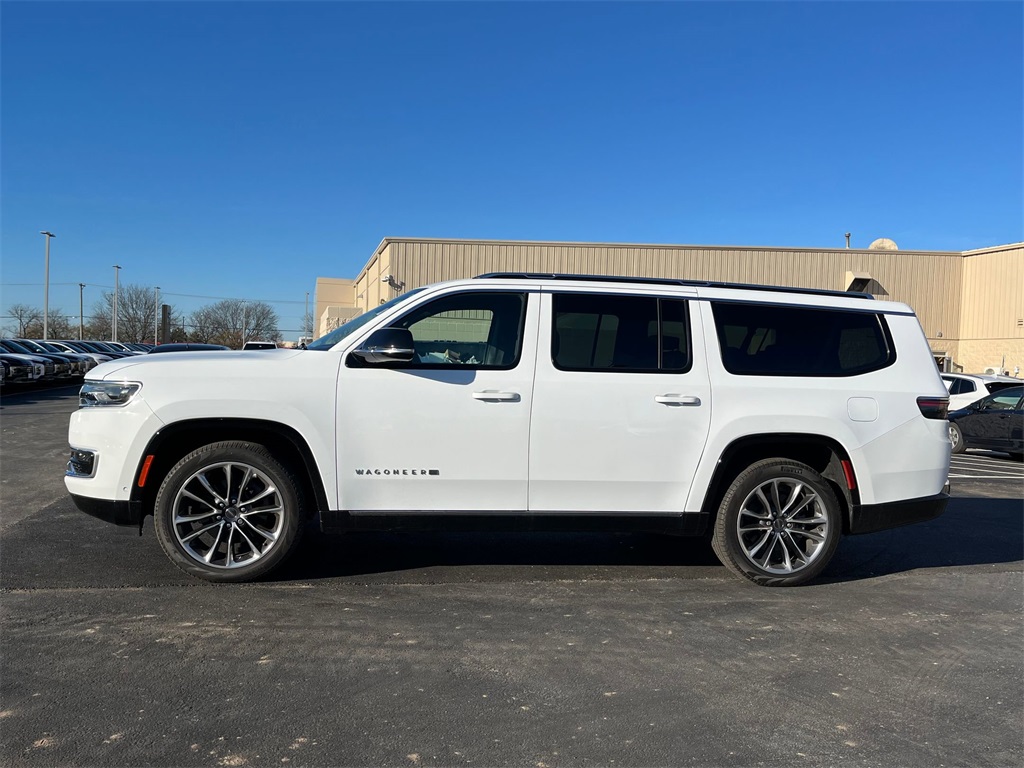 2023 Jeep Wagoneer L Series III 2