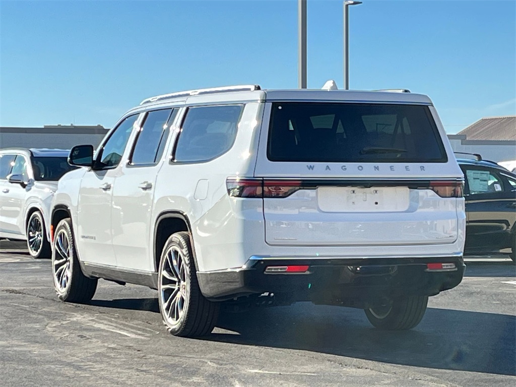 2023 Jeep Wagoneer L Series III 3