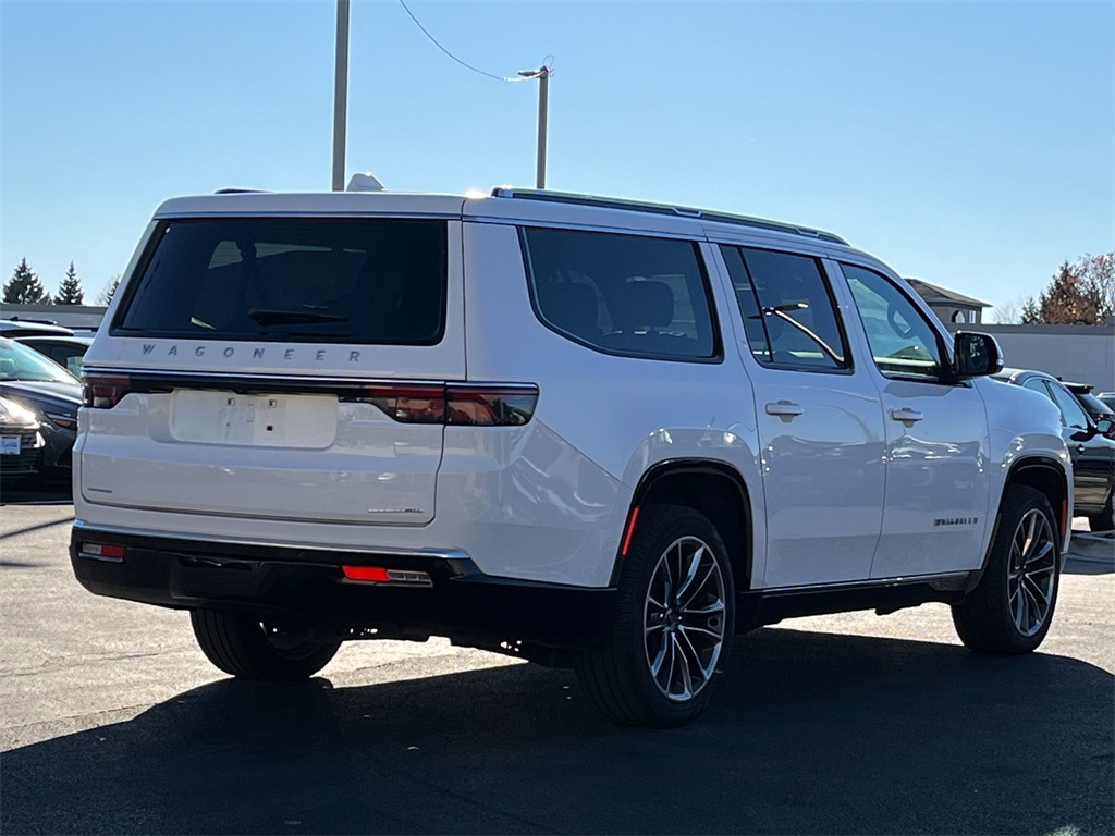 2023 Jeep Wagoneer L Series III 4