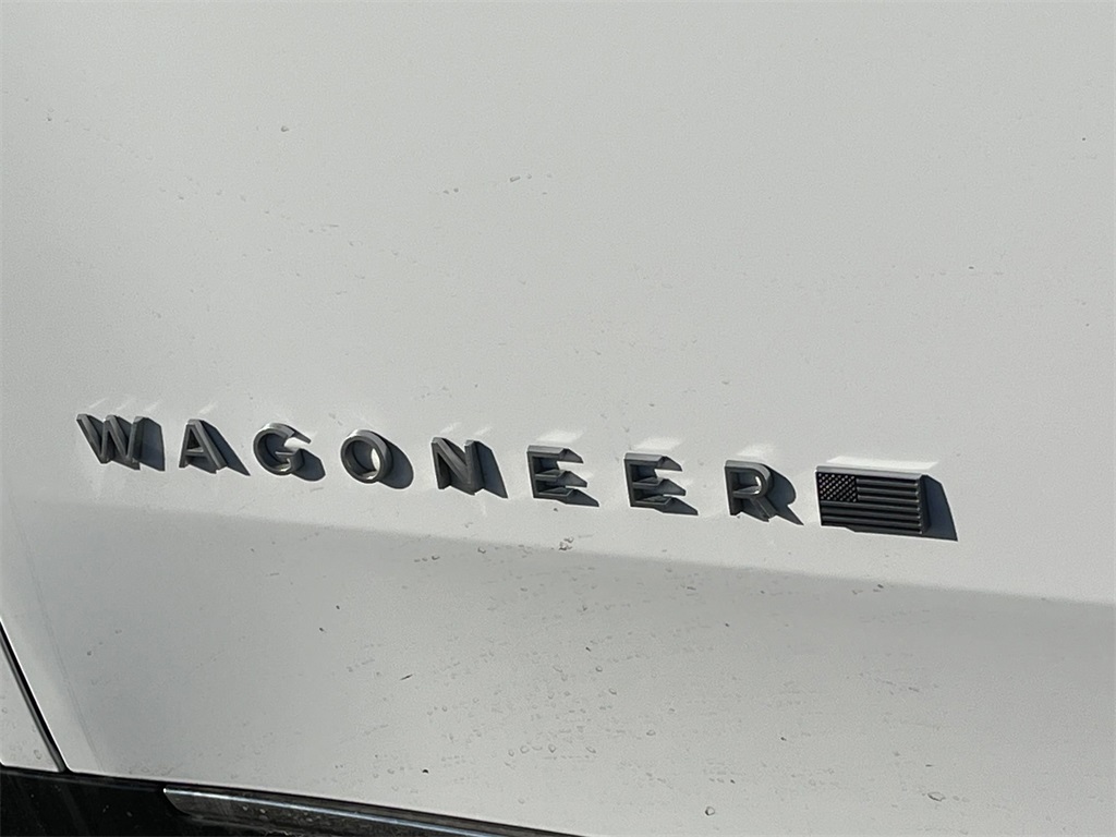 2023 Jeep Wagoneer L Series III 7