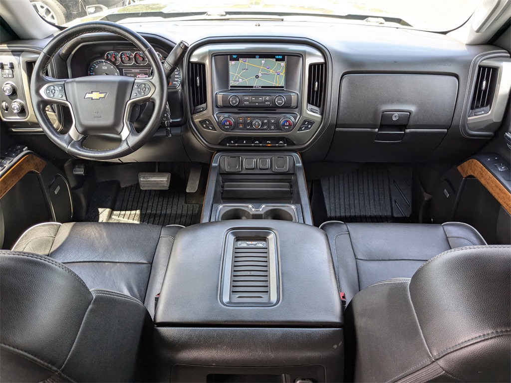 2017 Chevrolet Silverado 1500 High Country 24