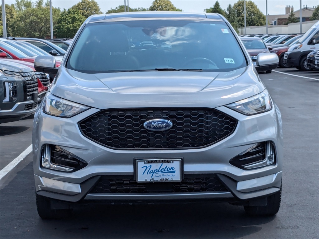 2022 Ford Edge SEL 2