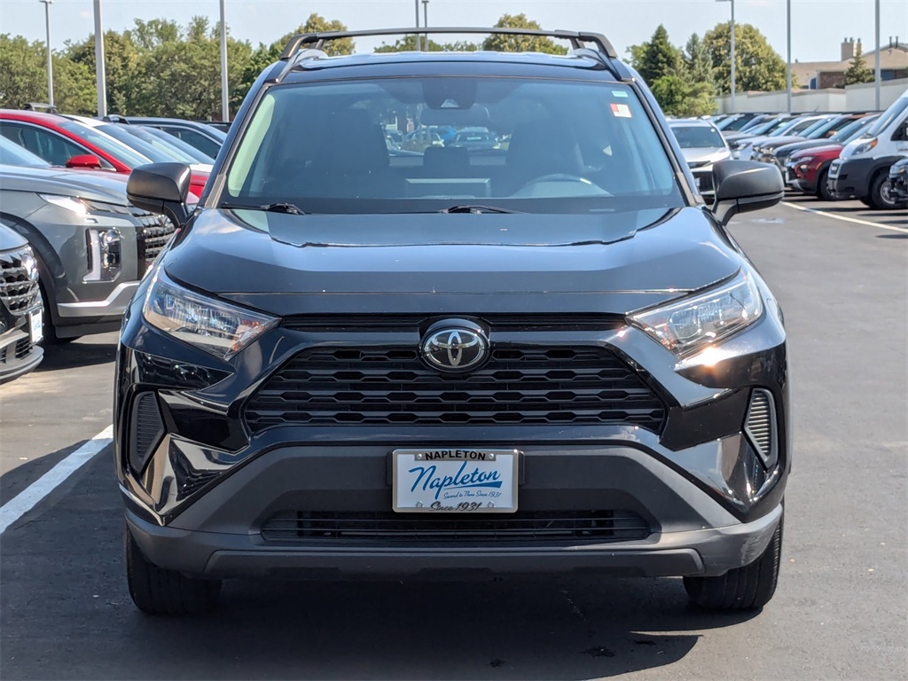 2019 Toyota RAV4 LE 2