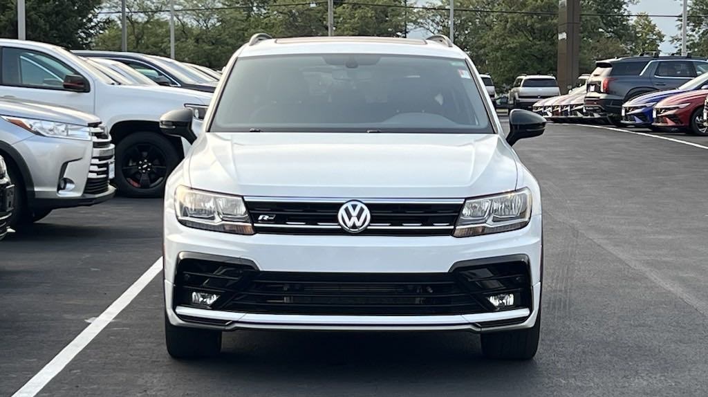 2021 Volkswagen Tiguan 2.0T SE R-Line Black 2