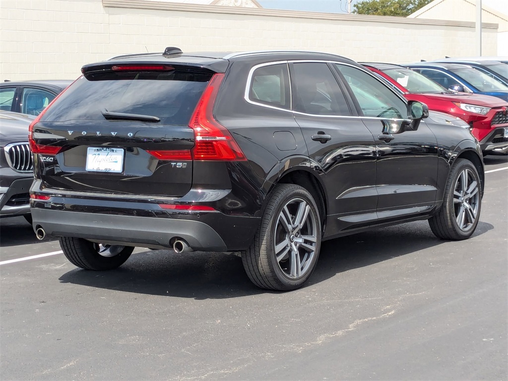 2021 Volvo XC60 T5 Momentum 5