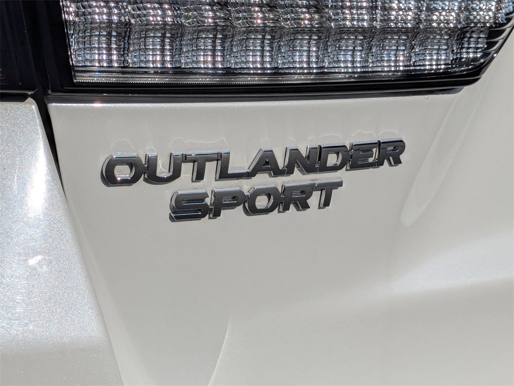 2021 Mitsubishi Outlander Sport 2.0 SE 23