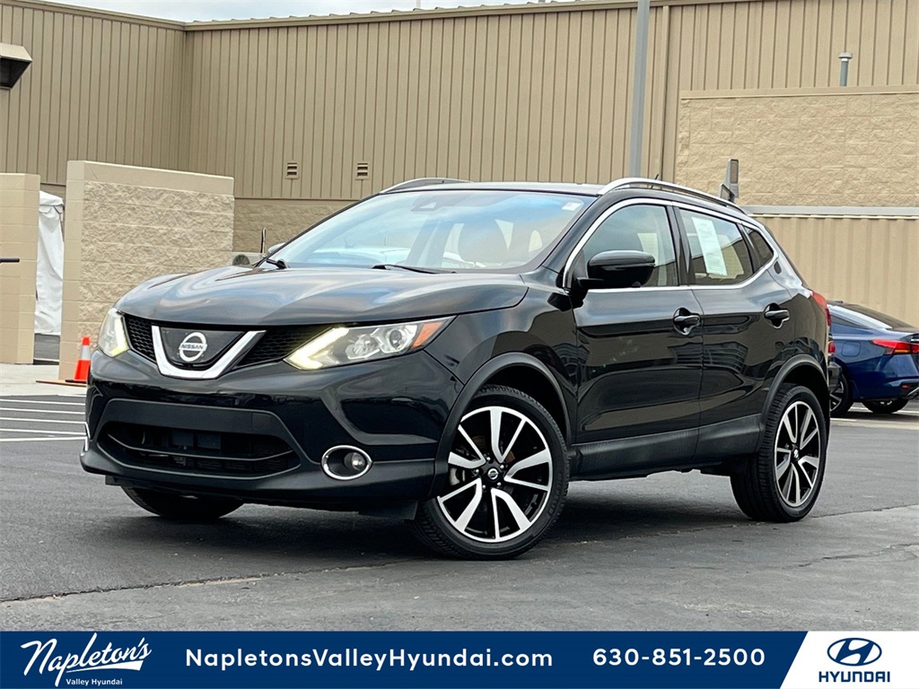 2018 Nissan Rogue Sport SL 1