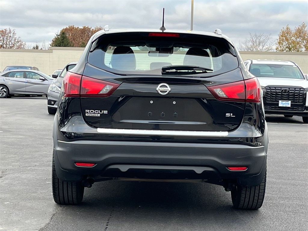 2018 Nissan Rogue Sport SL 4