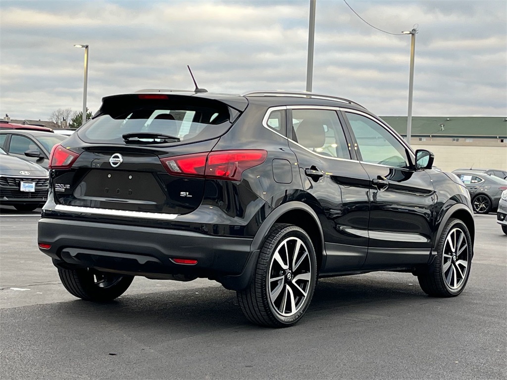 2018 Nissan Rogue Sport SL 5