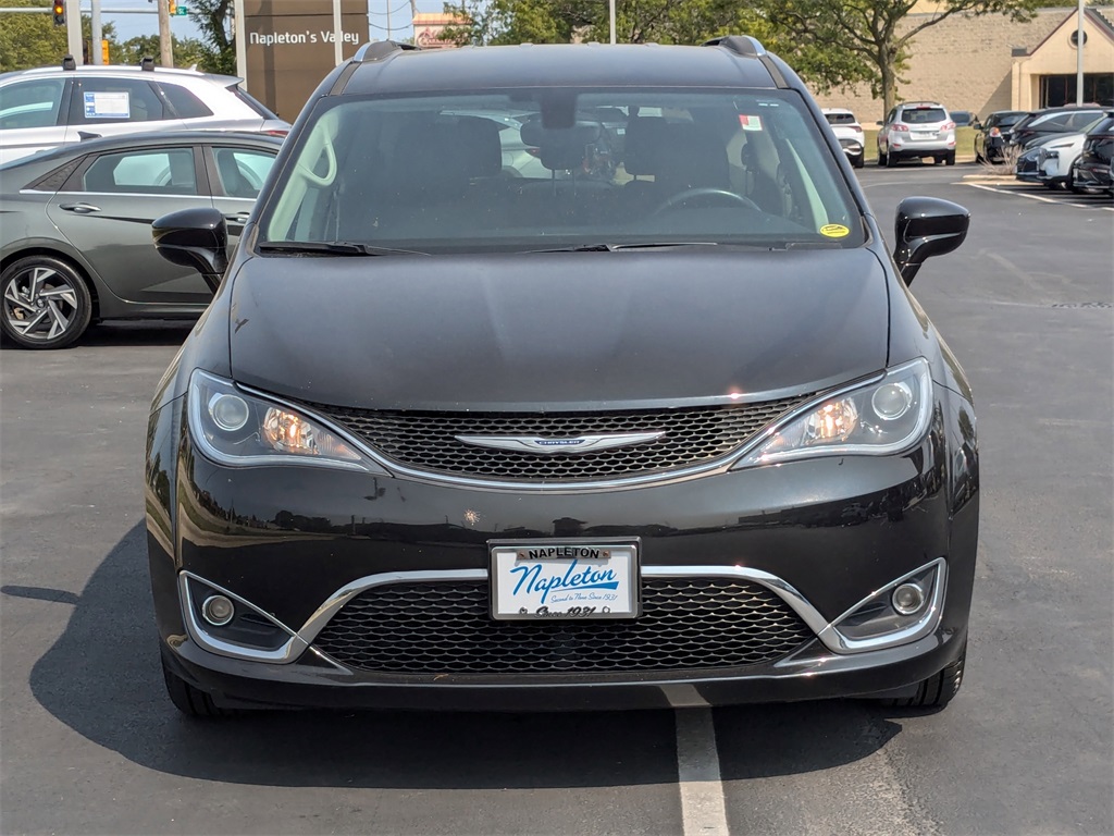 2018 Chrysler Pacifica Touring L 2