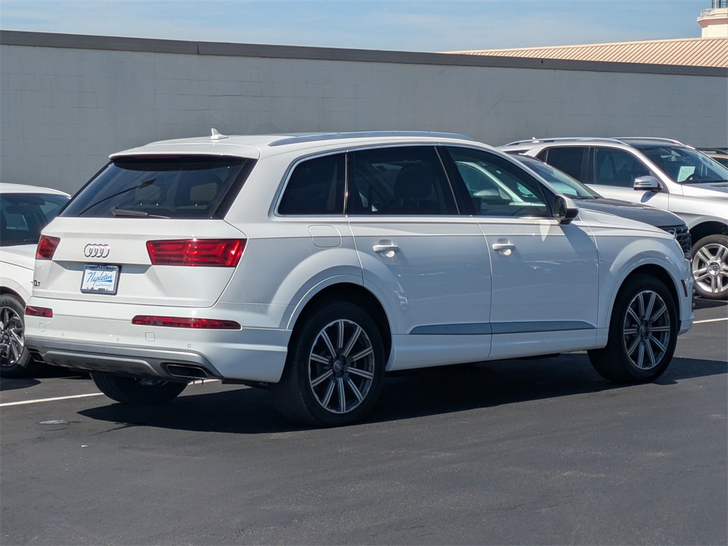 2019 Audi Q7 45 Premium Plus 5