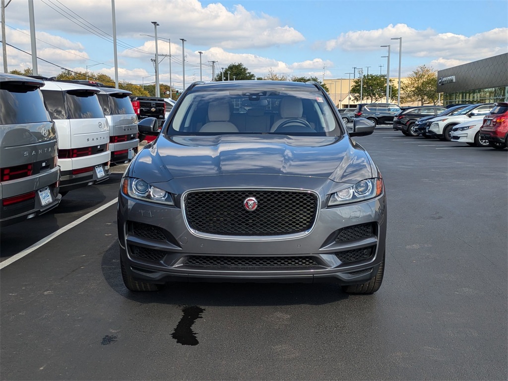 2018 Jaguar F-PACE 25t Premium 2