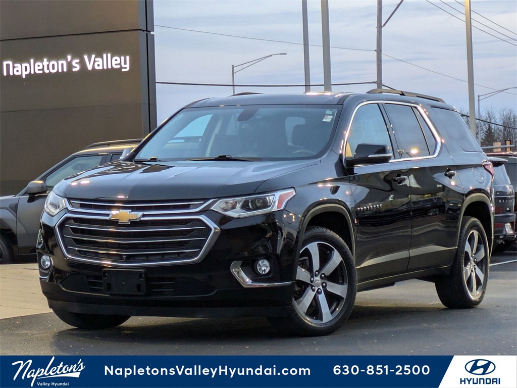 2021 Chevrolet Traverse LT Leather 1