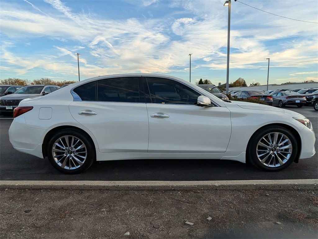 2021 INFINITI Q50 3.0t LUXE 6