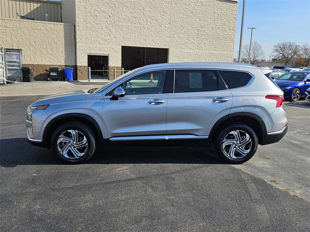 2022 Hyundai Santa Fe SEL 2