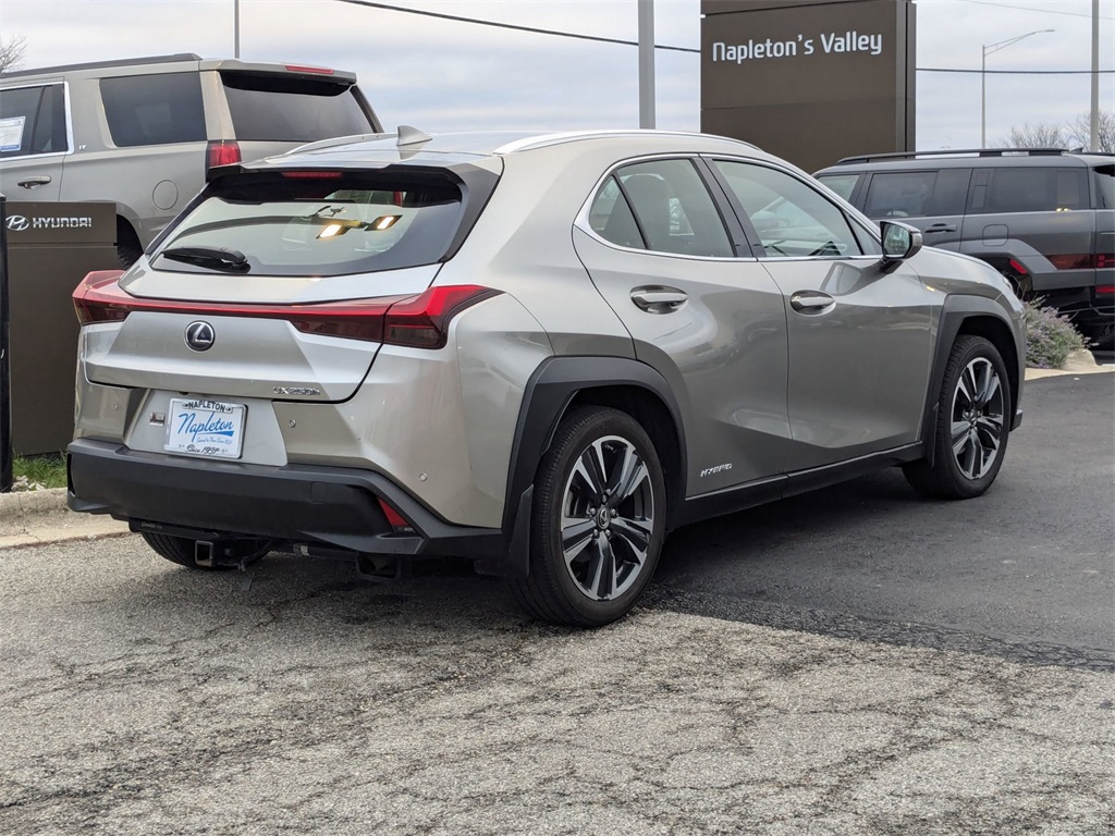 2021 Lexus UX 250h Base 4