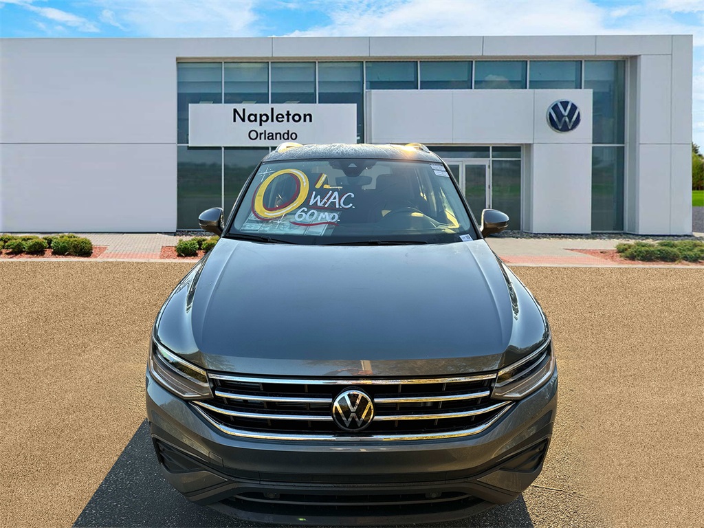 2023 Volkswagen Tiguan 2.0T SE 3