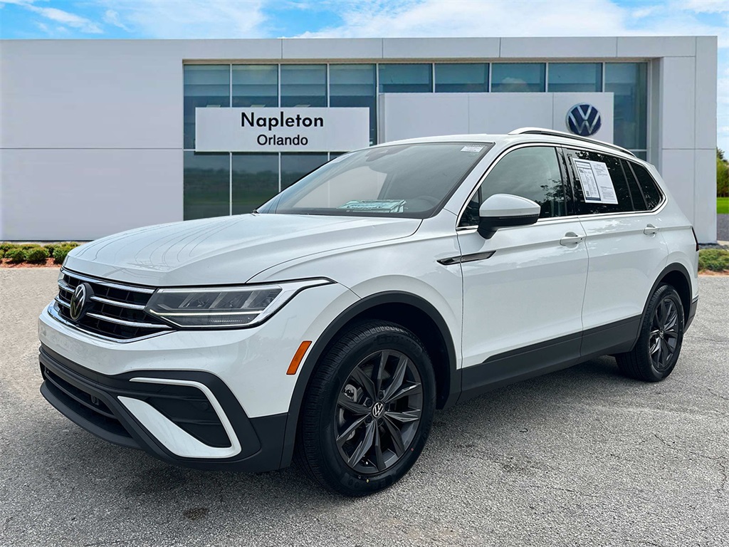 2022 Volkswagen Tiguan 2.0T SE 1