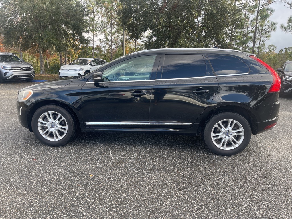 2016 Volvo XC60 T5 Drive-E Premier 3