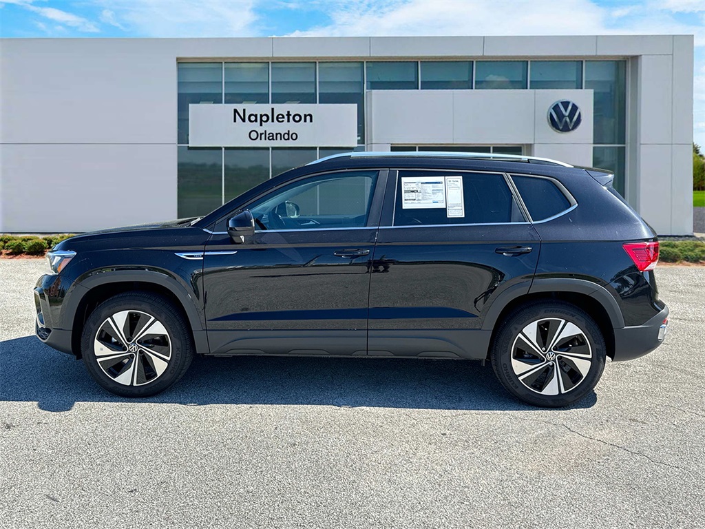 2024 Volkswagen Taos 1.5T SE 4