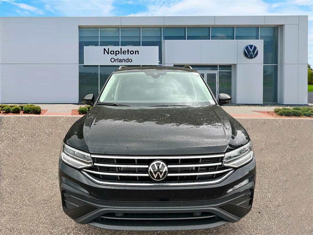 2024 Volkswagen Tiguan 2.0T SE 3