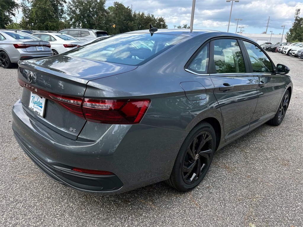 2025 Volkswagen Jetta 1.5T SE 7