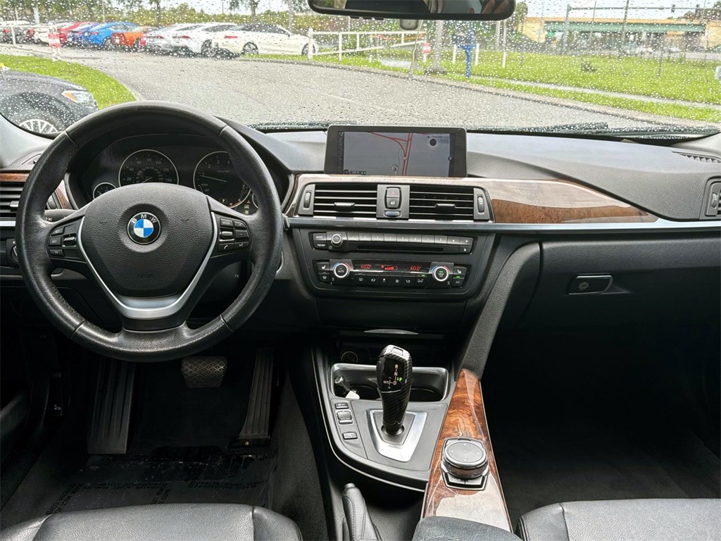 2015 BMW 3 Series 328i xDrive 10