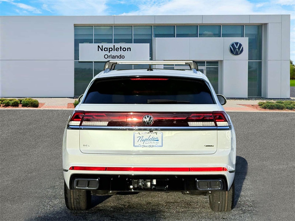 2024 Volkswagen Atlas Cross Sport 2.0T SEL R-Line 7