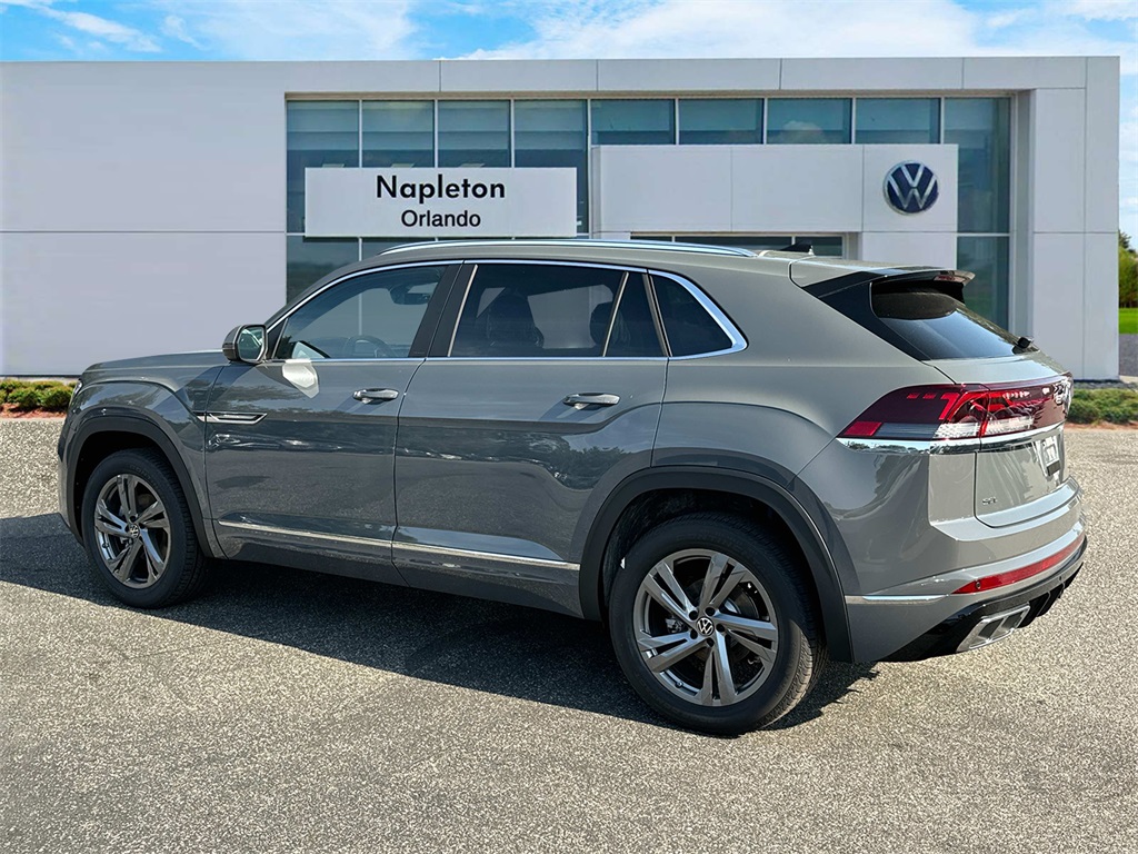 2024 Volkswagen Atlas Cross Sport 2.0T SEL R-Line 7