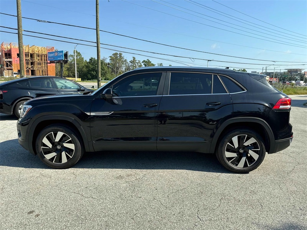 2024 Volkswagen Atlas Cross Sport 2.0T SE w/Technology 4