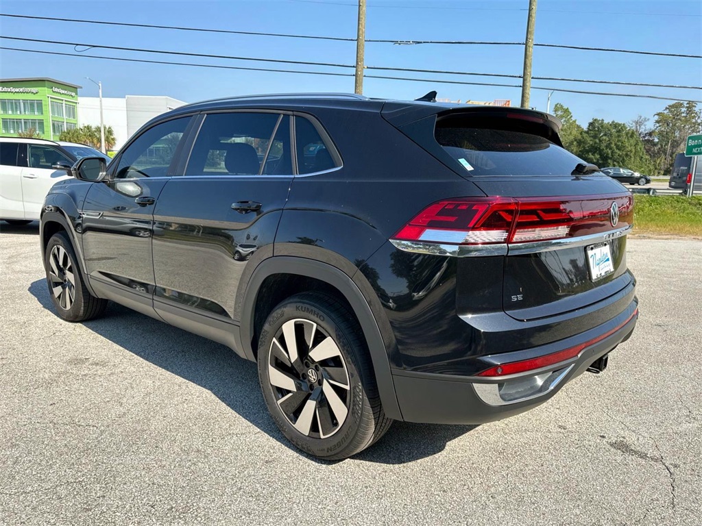 2024 Volkswagen Atlas Cross Sport 2.0T SE w/Technology 6