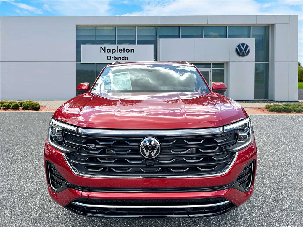 2024 Volkswagen Atlas Cross Sport 2.0T SEL Premium R-Line 3