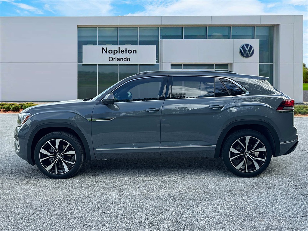 2024 Volkswagen Atlas Cross Sport 2.0T SEL Premium R-Line 4