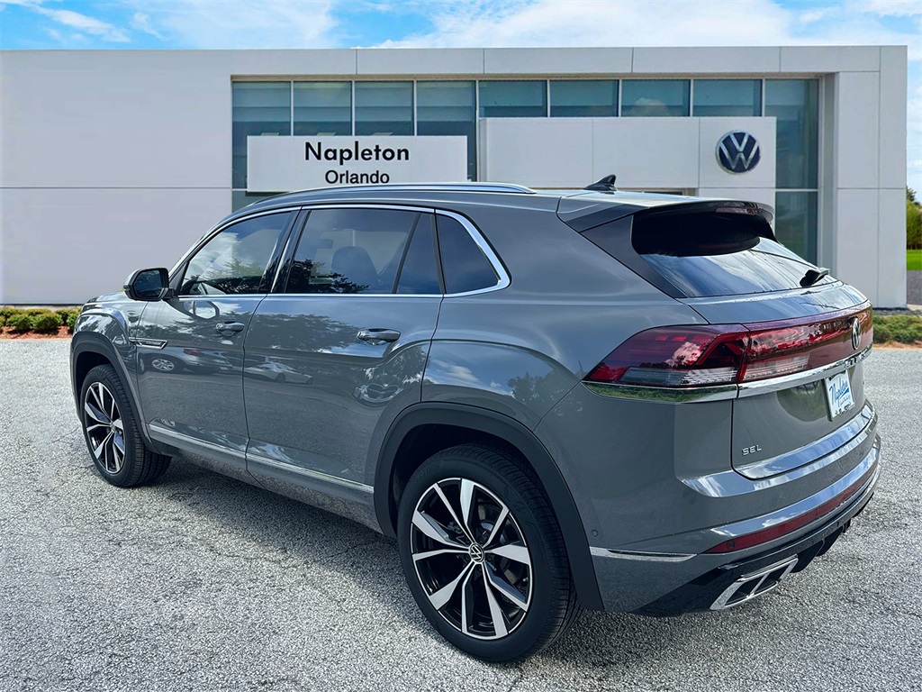 2024 Volkswagen Atlas Cross Sport 2.0T SEL Premium R-Line 6