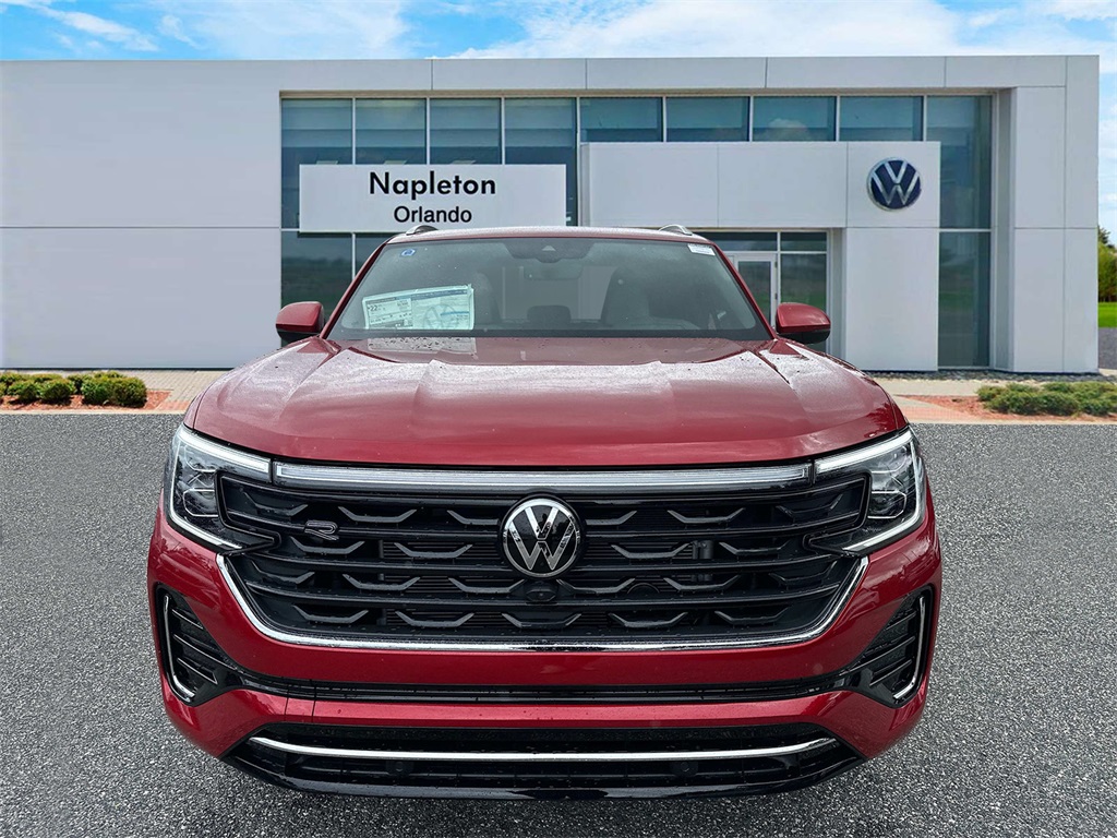 2024 Volkswagen Atlas Cross Sport 2.0T SEL Premium R-Line 3