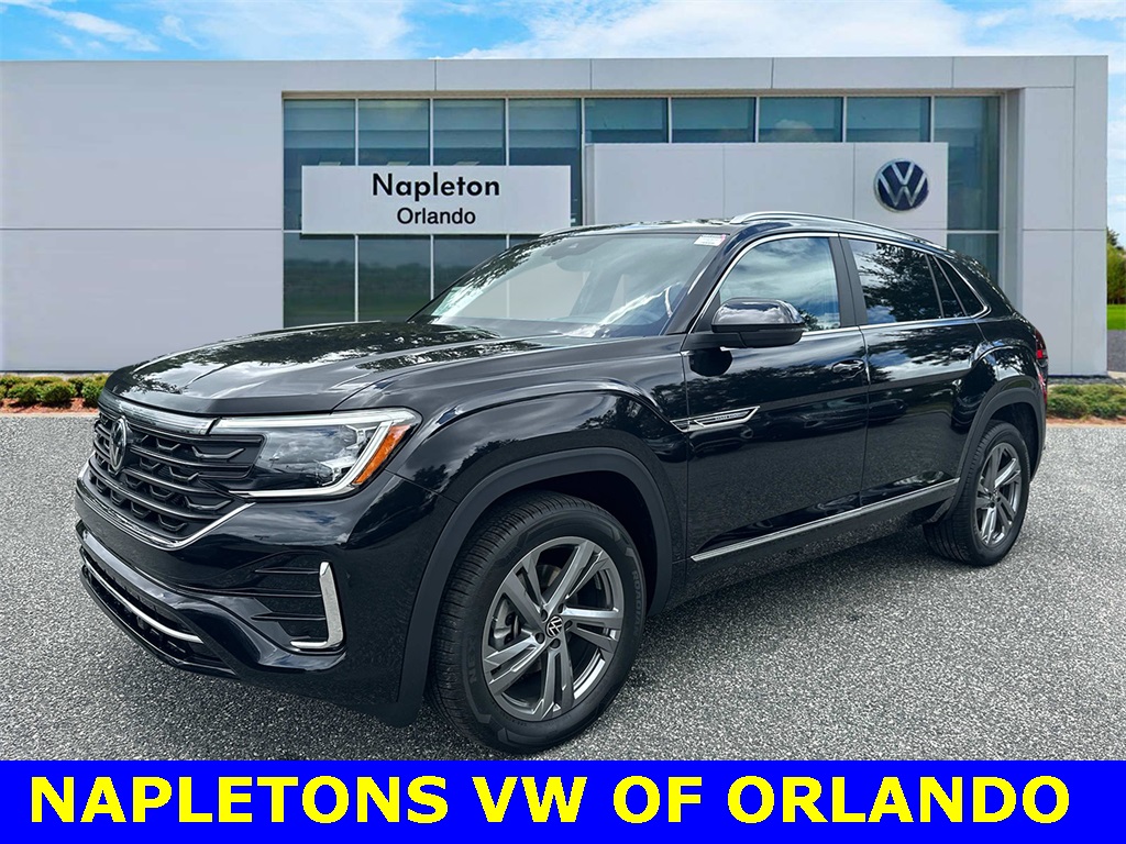 2024 Volkswagen Atlas Cross Sport 2.0T SEL R-Line 1