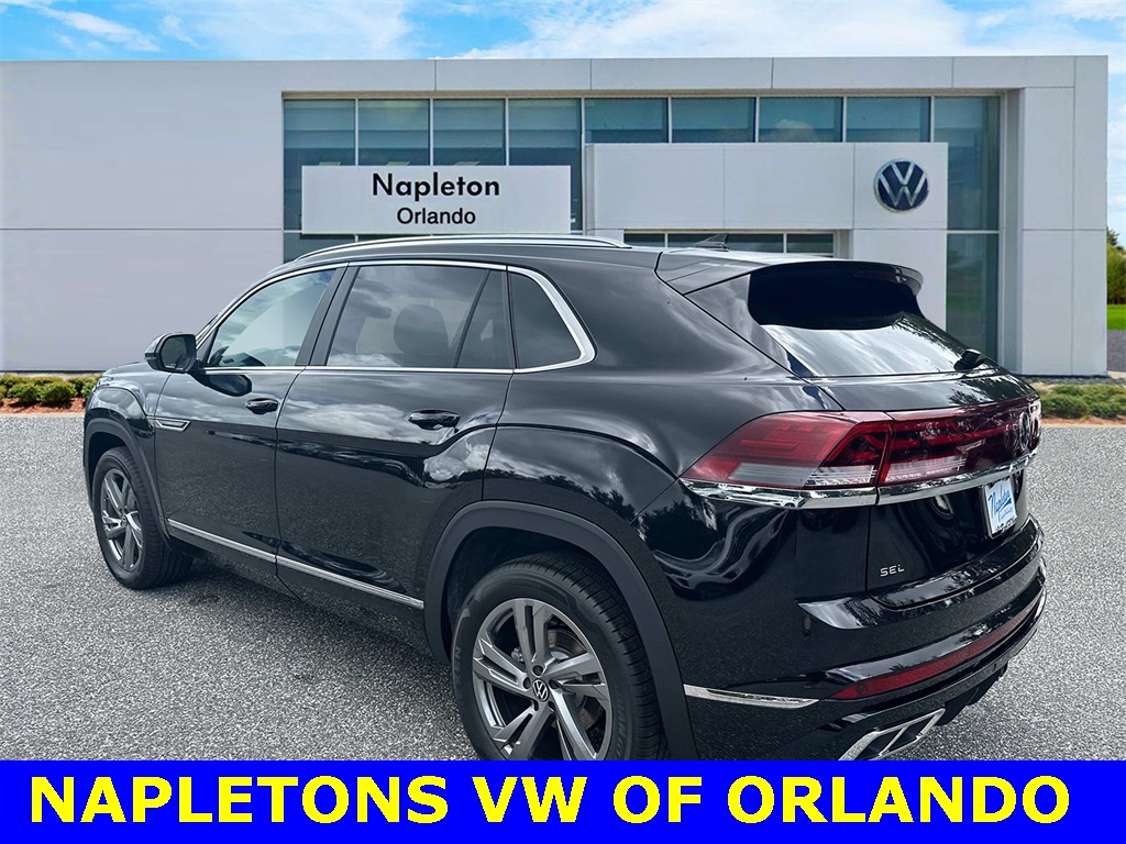 2024 Volkswagen Atlas Cross Sport 2.0T SEL R-Line 6