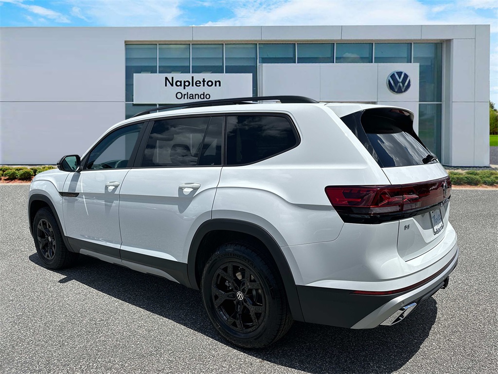 2024 Volkswagen Atlas 2.0T Peak Edition SE w/Technology 7