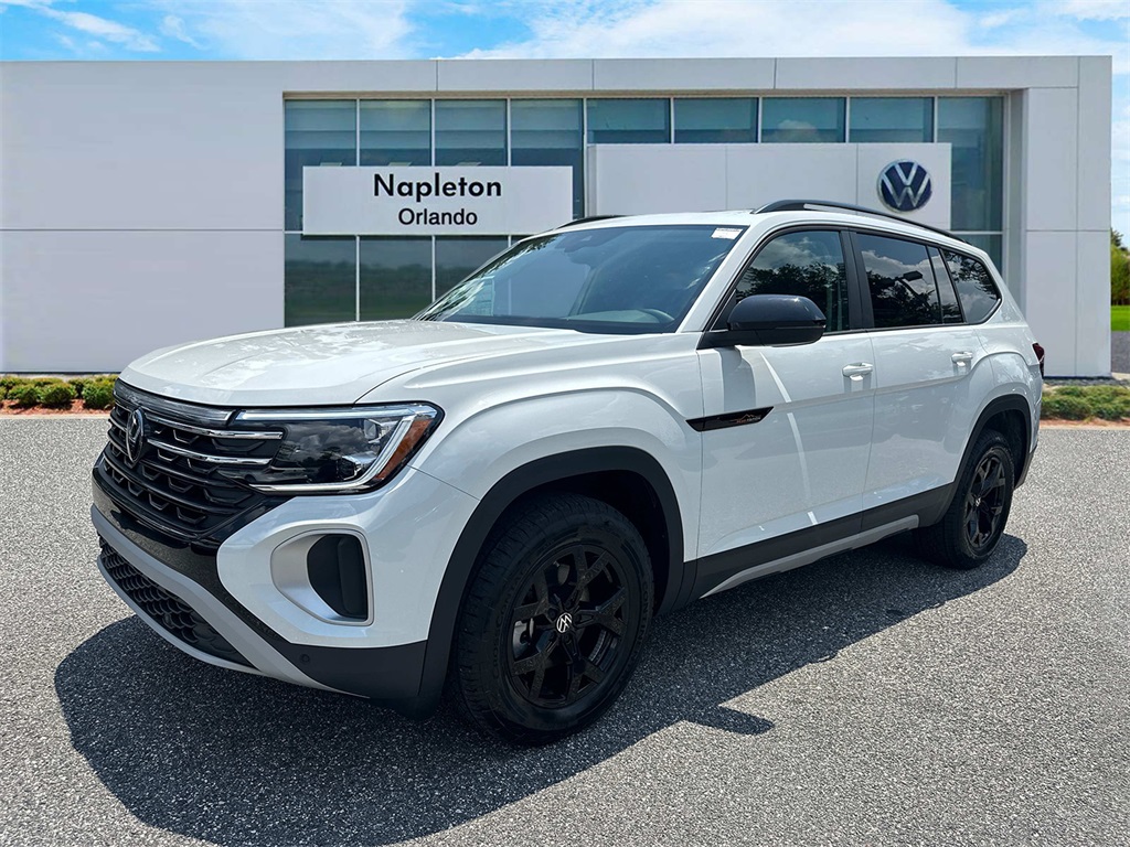 2024 Volkswagen Atlas 2.0T Peak Edition SE w/Technology 1