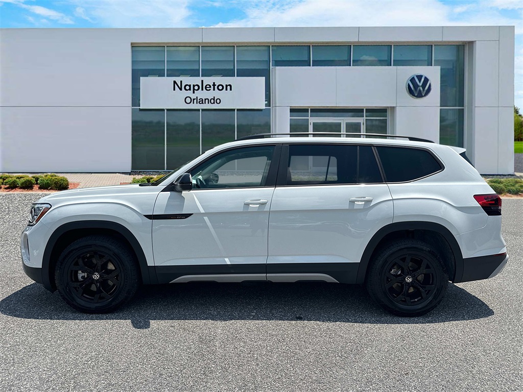 2024 Volkswagen Atlas 2.0T Peak Edition SE w/Technology 4