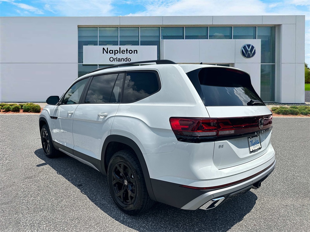 2024 Volkswagen Atlas 2.0T Peak Edition SE w/Technology 6